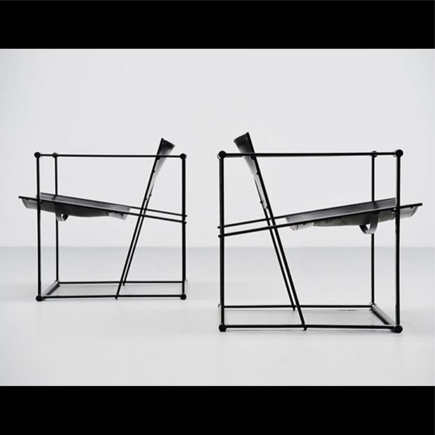 FM62 Lounger Chair